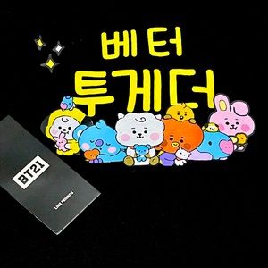 NWT. BT21 FRIENDS T-Shirt Sz. Small.